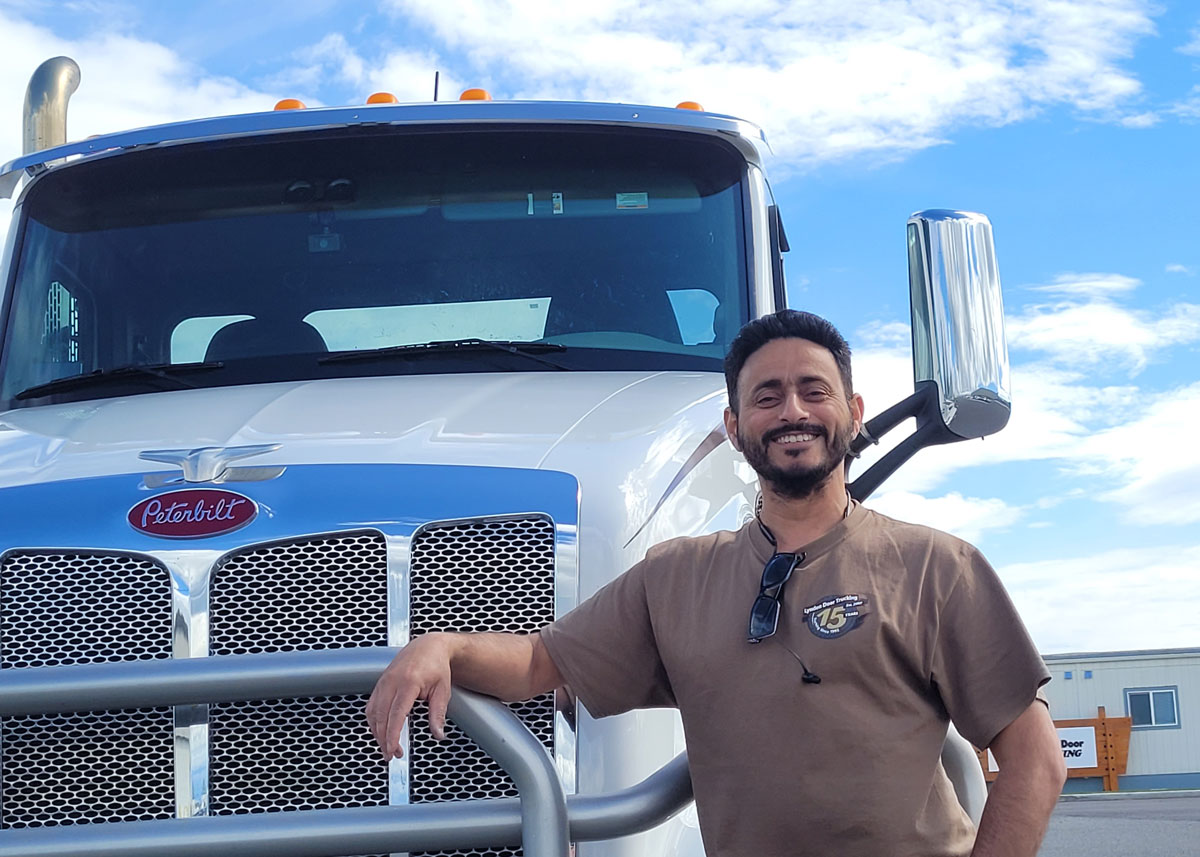 trucking_image_9 Lynden Door Trucking Driver